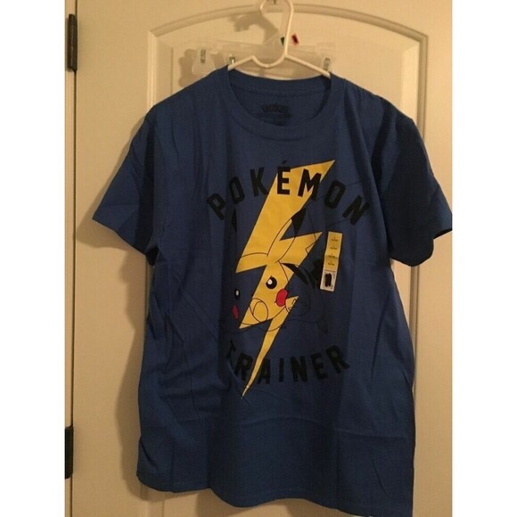Pokemon Men's Blue Short Sleeve T-Shirt Pokemon Trainer Pikachu Size Large 42/44 - Picture 1 of 6